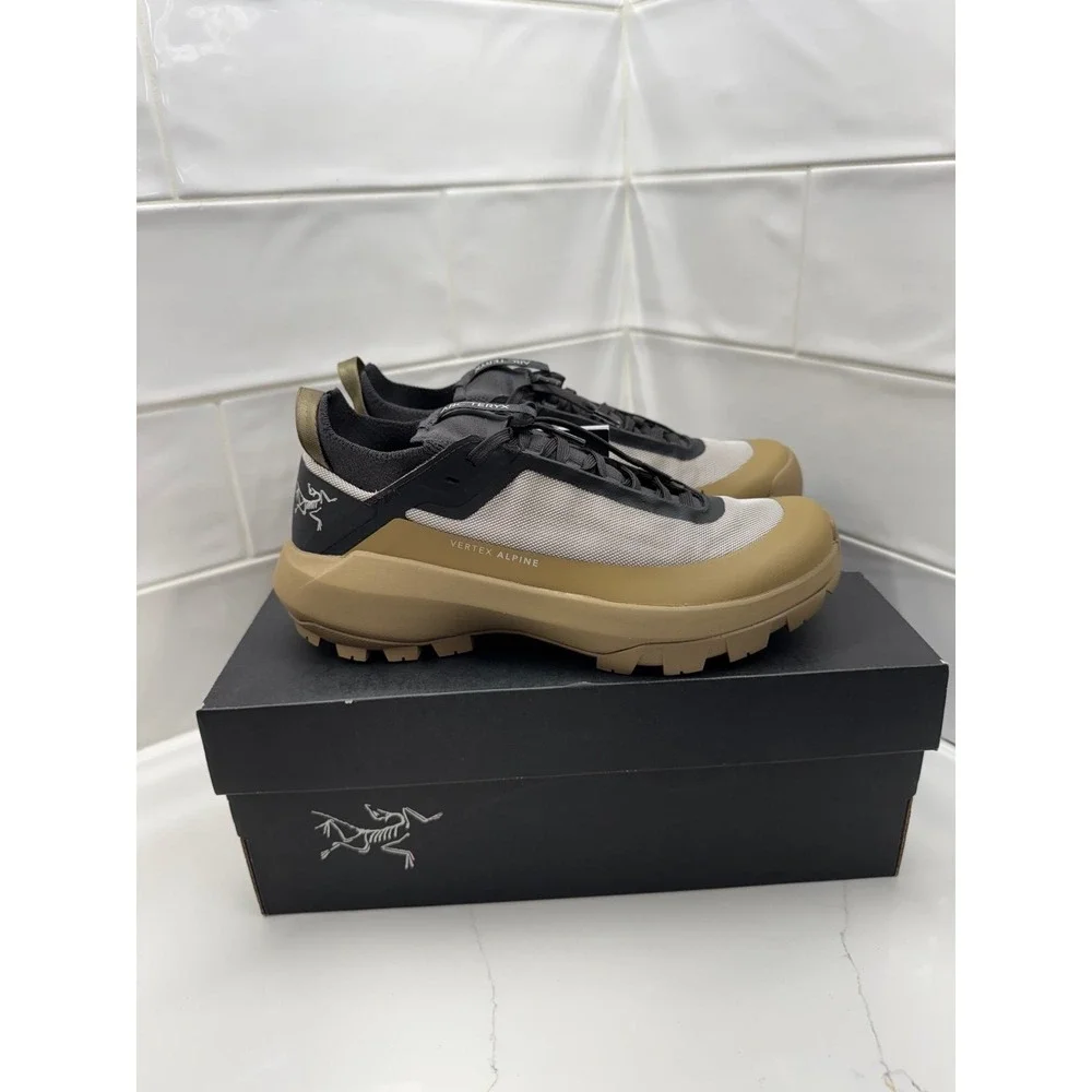 Arc'teryx - Vertex Alpine‎ Canvas / Graphite Running Shoes women's size 5